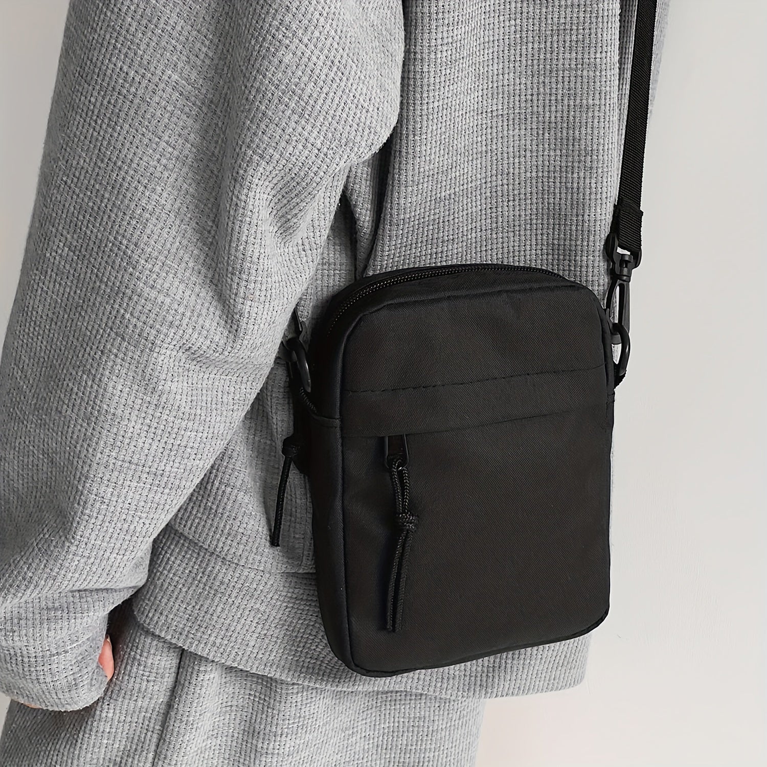 1pc Preppy Style Nylon Crossbody Sling Bag for Men - Lightweight, Adjustable Shoulder Strap, Buckle Closure, Unlined Spacious Compartment - Ideal for Casual Everyday & Going Out