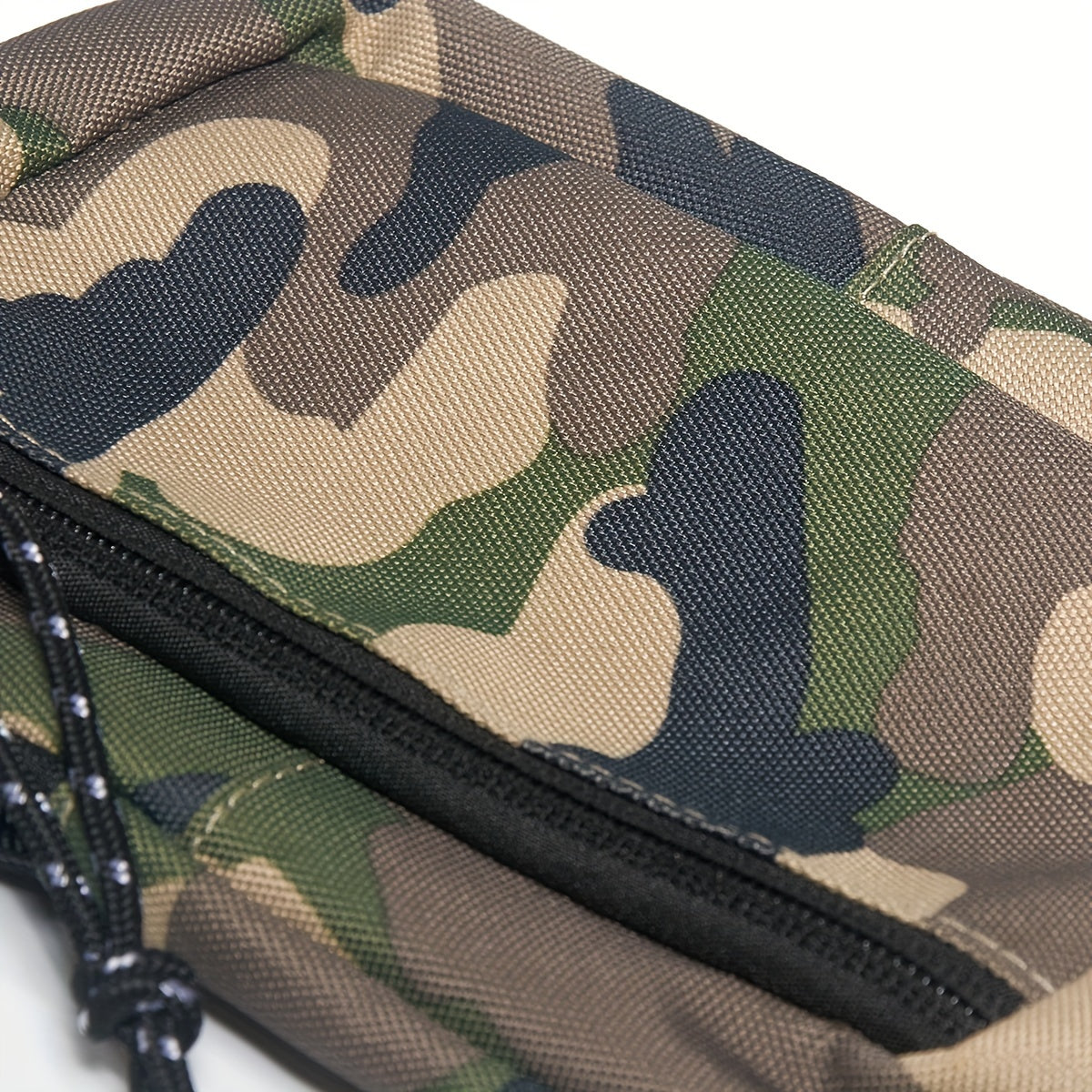 1pc Men's Camouflage Small Crossbody Bag, Lightweight Satchel Shoulder Bag For Traveling And Hiking (Prints Randomized)
